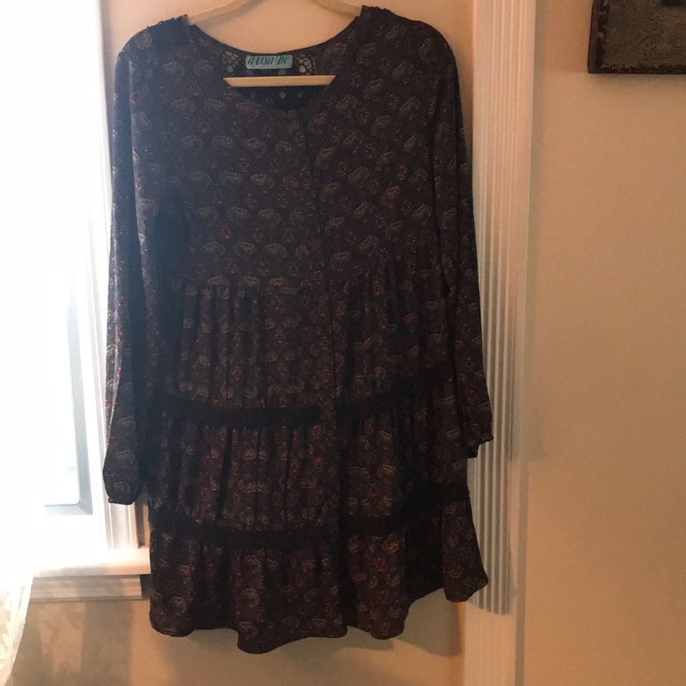 Long sleeve fall/winter dress.